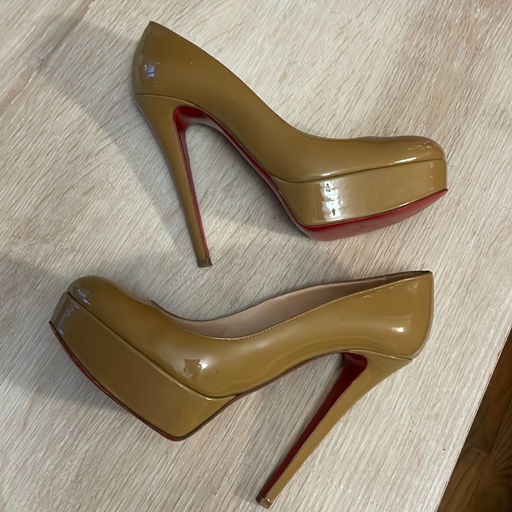 Louboutin Bianca 140MM Camel Patent - 37 - Picture 8 of 12
